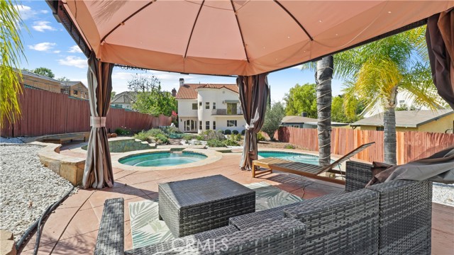 Detail Gallery Image 34 of 50 For 5128 Avenida Hacienda, Tarzana,  CA 91356 - 5 Beds | 4 Baths