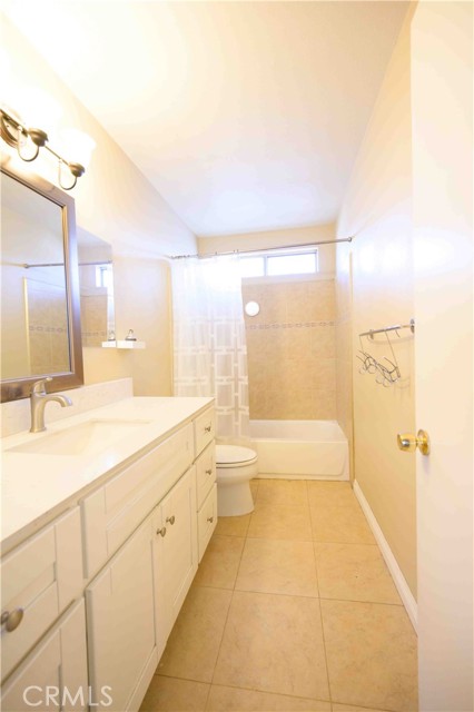 Detail Gallery Image 9 of 11 For 738 S Chapel Ave #13,  Alhambra,  CA 91801 - 2 Beds | 1 Baths