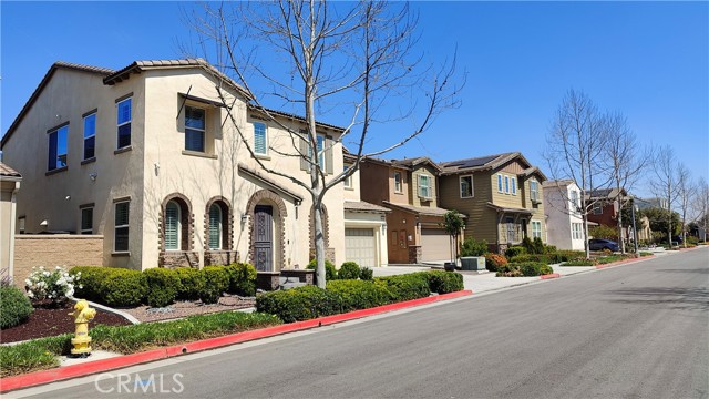 6956 Dublin Drive, Chino CA: https://media.crmls.org/medias/a4958bc9-16d0-4110-ab2c-5ee145c2ef8b.jpg