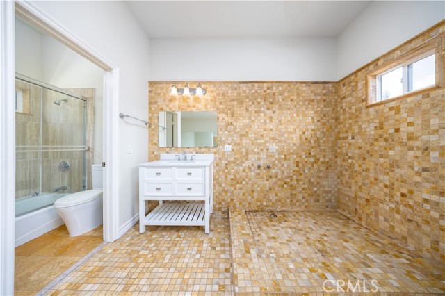 Image 52 of 72 For 2122 Meteora Way