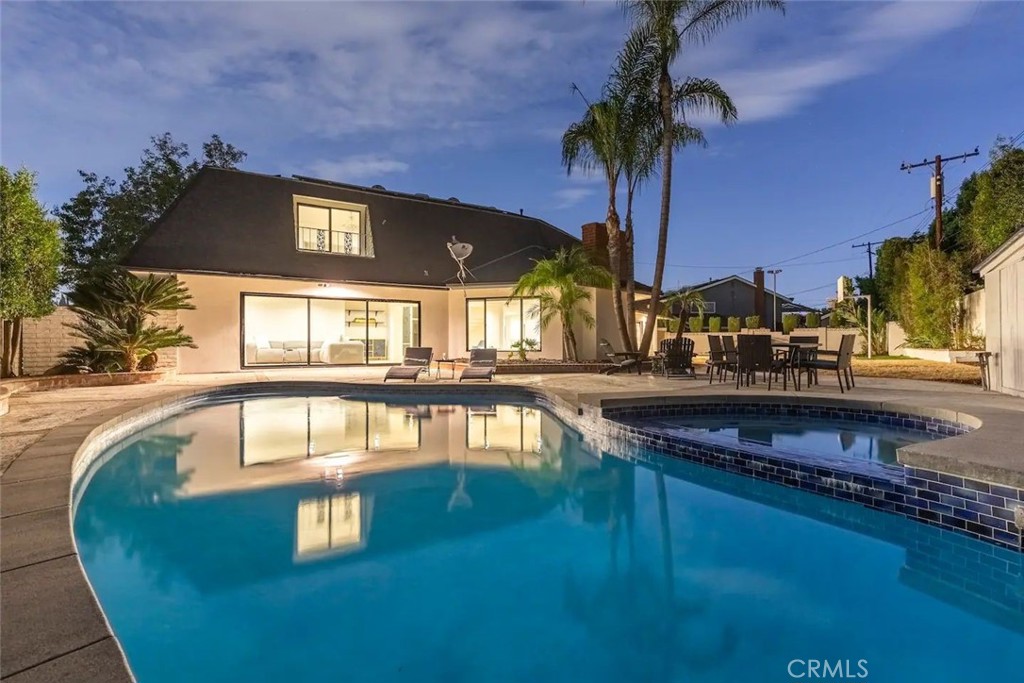 MLS #OC26110968 image #2