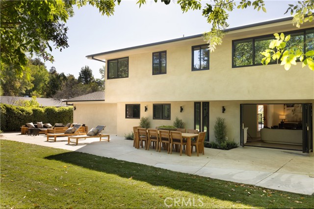 Detail Gallery Image 27 of 37 For 5557 Franrivers Ave, Woodland Hills,  CA 91367 - 4 Beds | 2/1 Baths