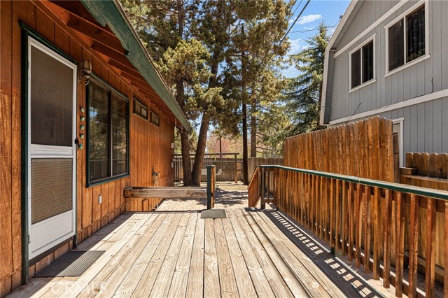 Detail Gallery Image 14 of 28 For 908 Tinkerbell Ave, Big Bear City,  CA 92314 - 3 Beds | 2 Baths