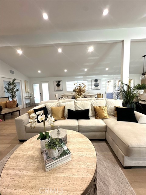 Detail Gallery Image 5 of 27 For 12746 Martha Ann, Los Alamitos,  CA 90720 - 4 Beds | 3 Baths