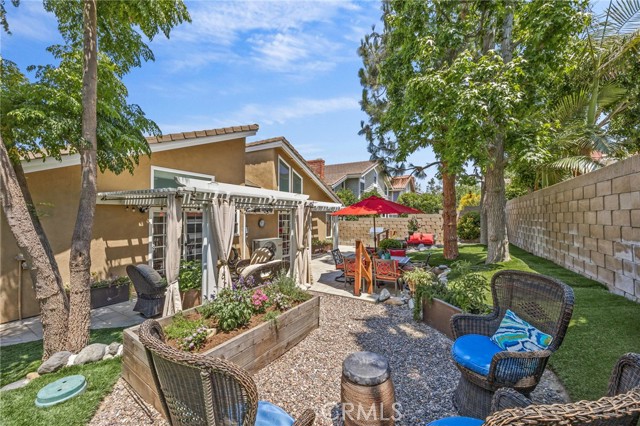 4 Ribera, Irvine CA: https://media.crmls.org/medias/a497d978-04ef-487a-ab74-7c5d1ddb0d19.jpg