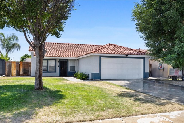 719 Baldwin Farms Drive, Bakersfield CA: https://media.crmls.org/medias/a497f56a-f863-453a-a40b-1bbfa77fe5db.jpg