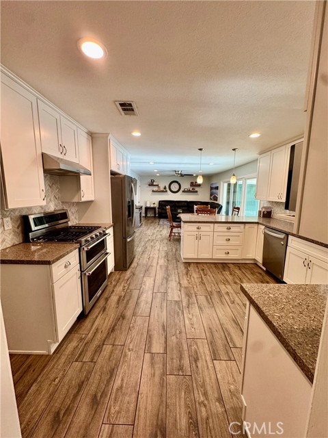 Detail Gallery Image 14 of 38 For 1795 N 1st Ave, Upland,  CA 91784 - – Beds | – Baths