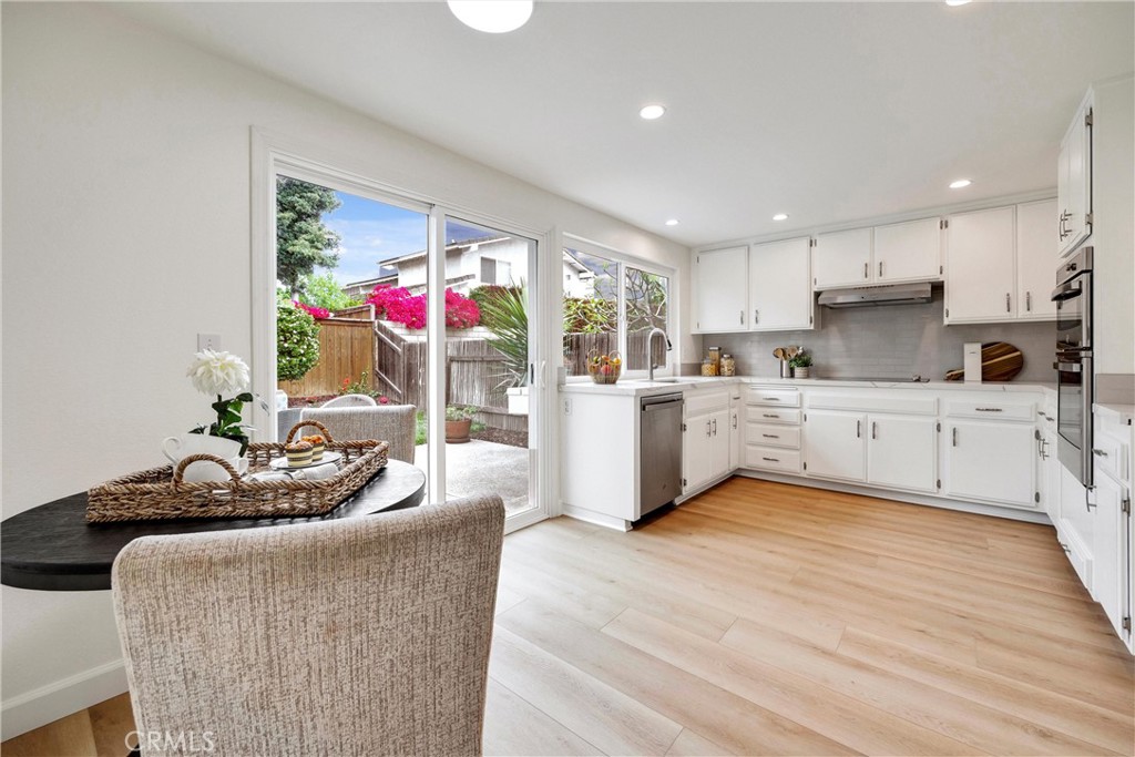 MLS #OC25132194 image #8