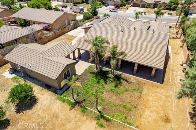 1037 Charles Street, Banning CA: https://media.crmls.org/medias/a498621c-cfce-4cfc-a08f-a15441888b6b.jpg