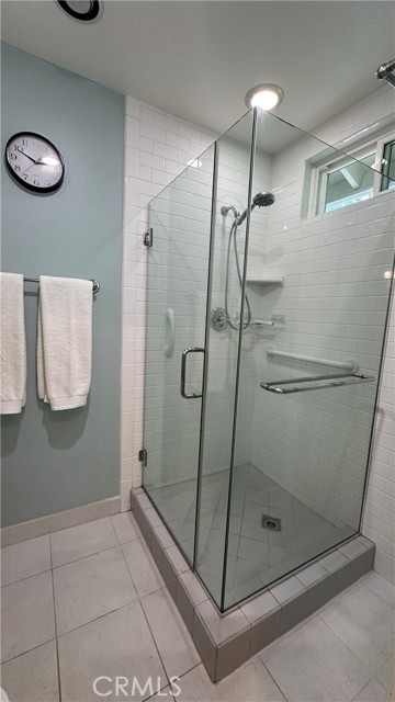 Detail Gallery Image 15 of 31 For 12111 Eddleston Dr, Porter Ranch,  CA 91326 - 4 Beds | 2 Baths