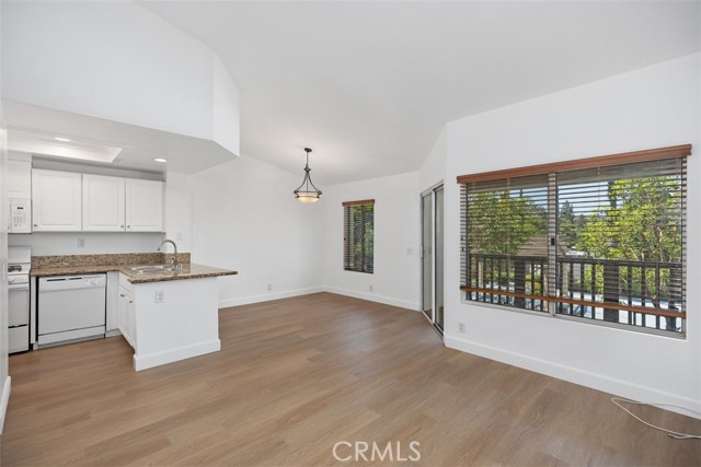 Detail Gallery Image 10 of 30 For 61 Rabano, Rancho Santa Margarita,  CA 92688 - 2 Beds | 2 Baths