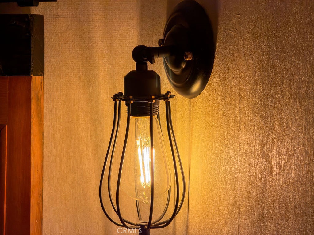 https://media.crmls.org/medias/a499789b-6e57-46ac-949c-53a7c226d42f.jpg?preset=X-Large