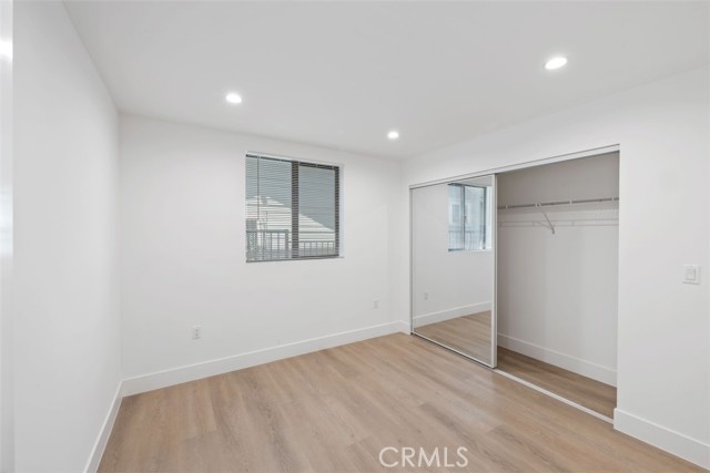 Detail Gallery Image 8 of 13 For 4812 Mascot St, Los Angeles,  CA 90019 - 3 Beds | 3 Baths