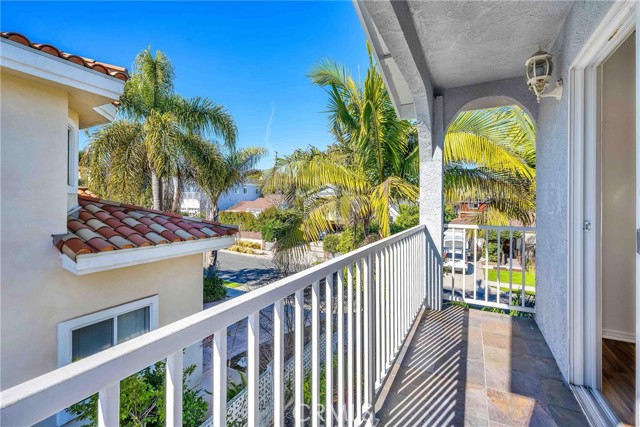 1416 23rd Street, Manhattan Beach, California 90266, 4 Bedrooms Bedrooms, ,3 BathroomsBathrooms,Residential,Sold,23rd,SB24017722