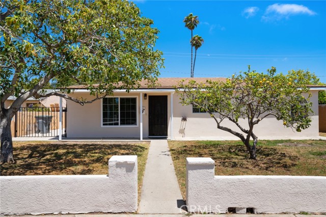 Detail Gallery Image 1 of 1 For 3232 Fournier St, Oxnard,  CA 93033 - 3 Beds | 1/1 Baths