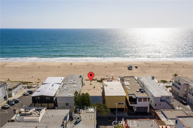 2208 The Strand, Manhattan Beach CA: https://media.crmls.org/medias/a49bea04-83c4-4ab8-8cb9-f181ede1bf8b.jpg