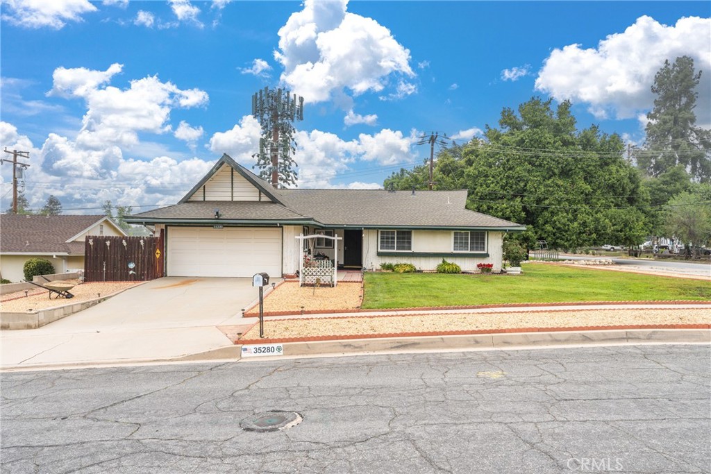 35280 Santa Maria Street