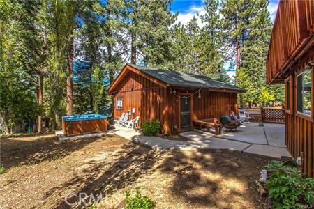 Detail Gallery Image 28 of 44 For 42962 Dogwood Dr, Big Bear Lake,  CA 92315 - 3 Beds | 2 Baths