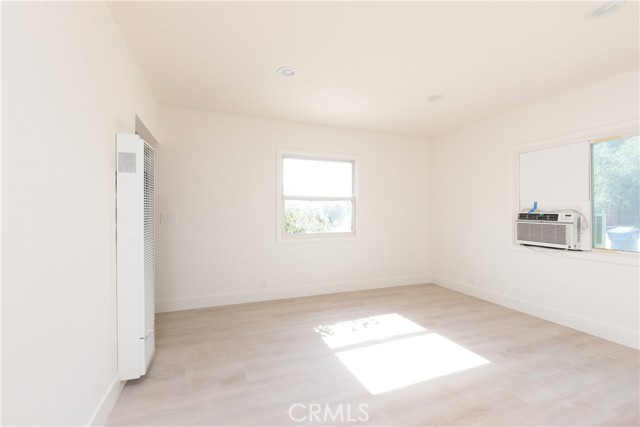 536 E Lemon Avenue, Glendora CA: https://media.crmls.org/medias/a49d4061-4a08-4227-abe6-fbf6a8d959d2.jpg