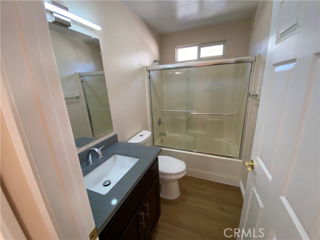 Detail Gallery Image 10 of 19 For 1724 Freeport Ter, San Pedro,  CA 90732 - 3 Beds | 2/1 Baths
