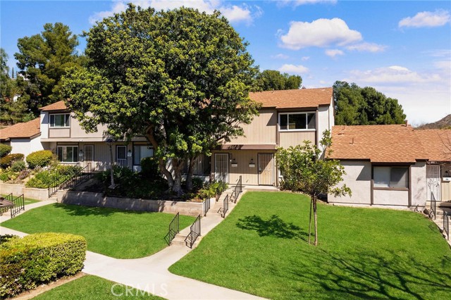 Front Image Thumbnail for CROC26042345