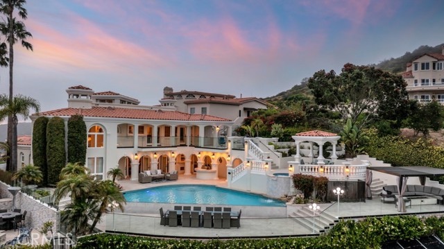 Detail Gallery Image 6 of 70 For 8 Saint Tropez, Laguna Niguel,  CA 92677 - 6 Beds | 7/1 Baths