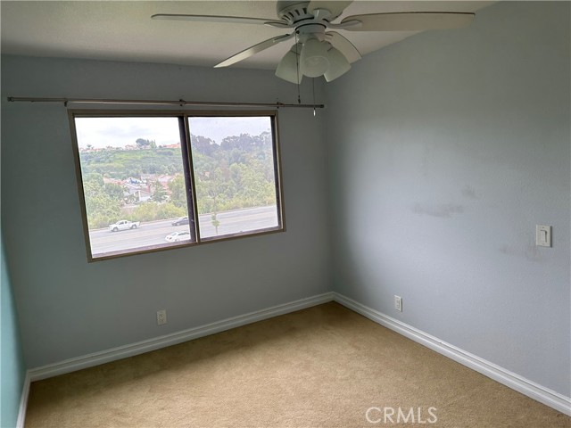 22142 Summit Hill Drive, Lake Forest CA: https://media.crmls.org/medias/a4a01a35-ad0e-40d0-a136-c3e0fcdd5bda.jpg