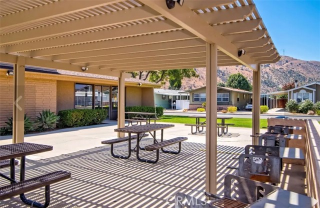 4901 Green River, Corona CA: https://media.crmls.org/medias/a4a02d16-0f28-4352-aab6-5c118aeb283d.jpg