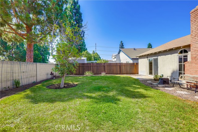 3209 S Center Street, Santa Ana CA: https://media.crmls.org/medias/a4a07bdf-4a51-4afc-b569-cb246716597f.jpg
