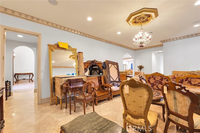 22349 Dolorosa Street, Woodland Hills CA: https://media.crmls.org/medias/a4a08541-0a41-4ca5-aa6d-36a999f7765e.jpg