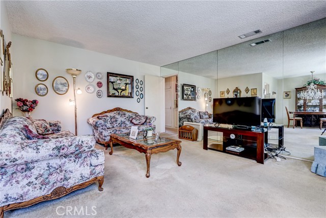 4750 W 191st Street, Torrance CA: https://media.crmls.org/medias/a4a1ae8f-e40a-44b3-b259-73b4fabeebb6.jpg