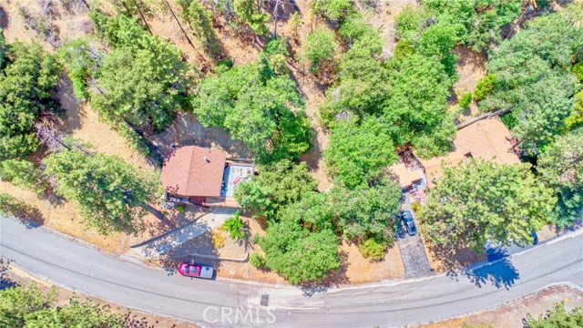 0 Flume Canyon, Wrightwood CA: https://media.crmls.org/medias/a4a32647-76e4-437f-9633-29bda901c4ea.jpg