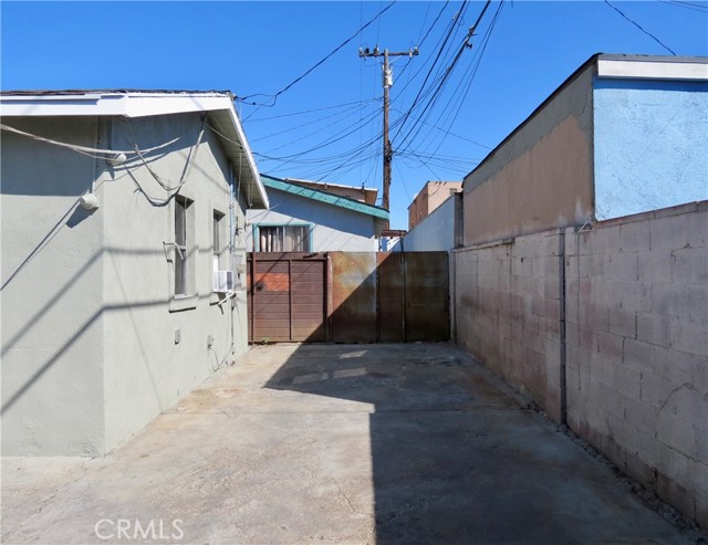 Detail Gallery Image 22 of 40 For 1270 S Indiana, East Los Angeles,  CA 90023 - 2 Beds | 1 Baths