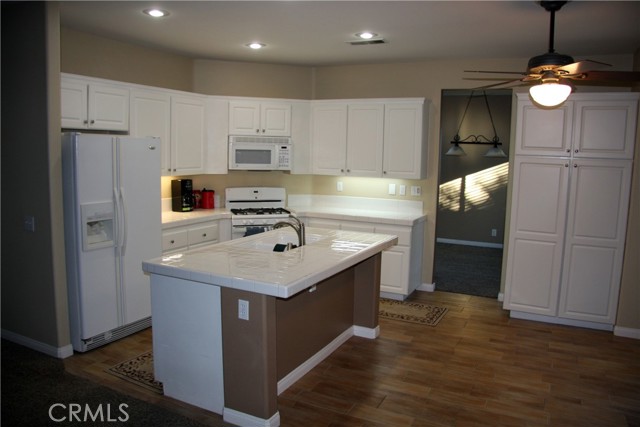 Detail Gallery Image 27 of 29 For 9147 Plume Grass, Corona,  CA 92883 - 4 Beds | 3 Baths