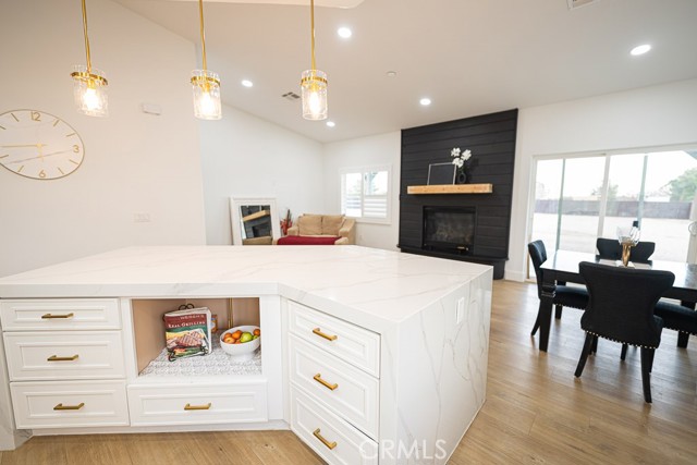 Detail Gallery Image 11 of 52 For 47922 85th St W, Lancaster,  CA 93536 - 4 Beds | 3 Baths