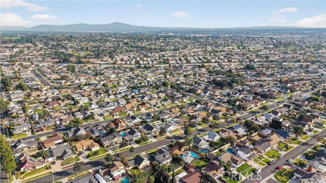 Image 61 of 62 For 14934 Lofthill