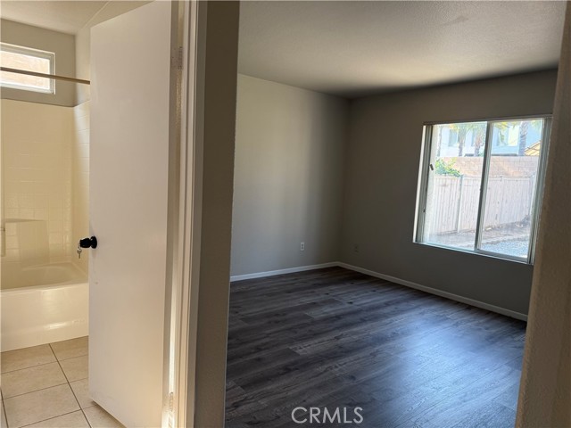 23100 Harbor Seal Court, Wildomar CA: https://media.crmls.org/medias/a4a62018-3f36-4be2-b7f8-4fbe77dd322e.jpg