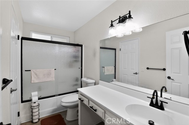 Detail Gallery Image 15 of 15 For 15798 Bleriot, Hesperia,  CA 92345 - 2 Beds | 2 Baths