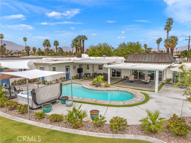 Detail Gallery Image 10 of 72 For 73955 Catalina Way, Palm Desert,  CA 92260 - 4 Beds | 3 Baths