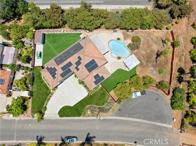 1732 Gamble Lane, Escondido CA: https://media.crmls.org/medias/a4a75b02-794e-4a5e-a3ed-a4f674dd4984.jpg