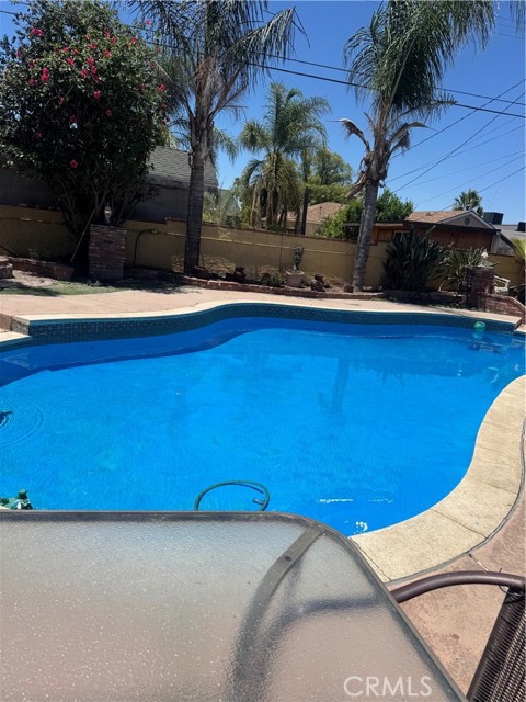 Detail Gallery Image 4 of 5 For 9961 Haddon Ave, Pacoima,  CA 91331 - 3 Beds | 2 Baths
