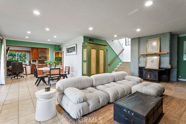 Detail Gallery Image 9 of 50 For 338 Vista Madera, Newport Beach,  CA 92660 - 2 Beds | 3 Baths