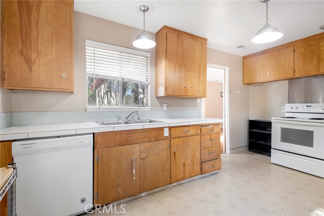 Detail Gallery Image 16 of 53 For 2591 Tom Polk Ave, Chico,  CA 95973 - 3 Beds | 1/1 Baths