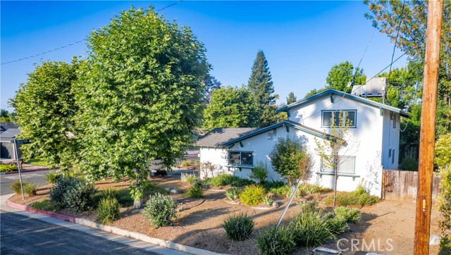 22654 Dolorosa Street, Woodland Hills CA: https://media.crmls.org/medias/a4a8f03a-9391-4b18-aa66-e9062c698f89.jpg