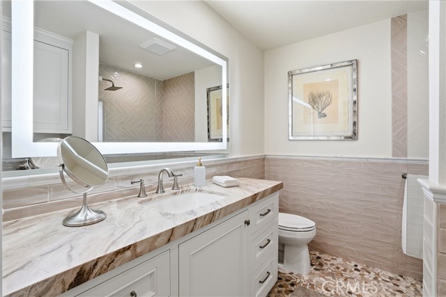 Image 17 of 50 For 31472 Via La Senda  28