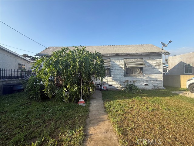 Detail Gallery Image 2 of 10 For 3667 E 5th, Los Angeles,  CA 90063 - 1 Beds | 1 Baths