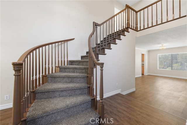 1372 Old Trail DR, Corona CA: https://media.crmls.org/medias/a4abb1db-30ea-4203-ac93-214c6f677cd6.jpg