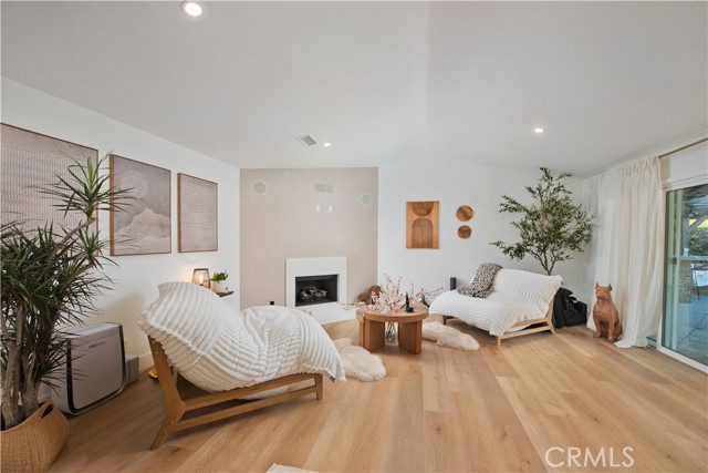 Detail Gallery Image 26 of 50 For 5684 Grey Rock Rd, Agoura Hills,  CA 91301 - 4 Beds | 3/1 Baths