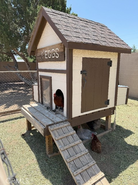 Detail Gallery Image 35 of 42 For 17857 Main St, Hesperia,  CA 92345 - 4 Beds | 3 Baths