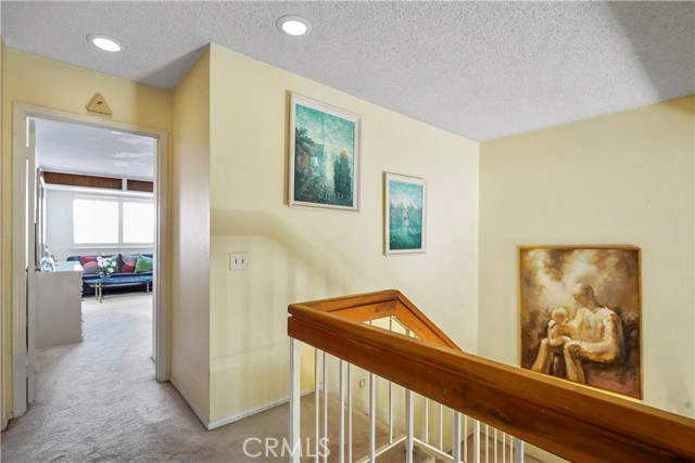 Detail Gallery Image 22 of 58 For 19455 Eagle Ridge Ln, Porter Ranch,  CA 91326 - 2 Beds | 3 Baths